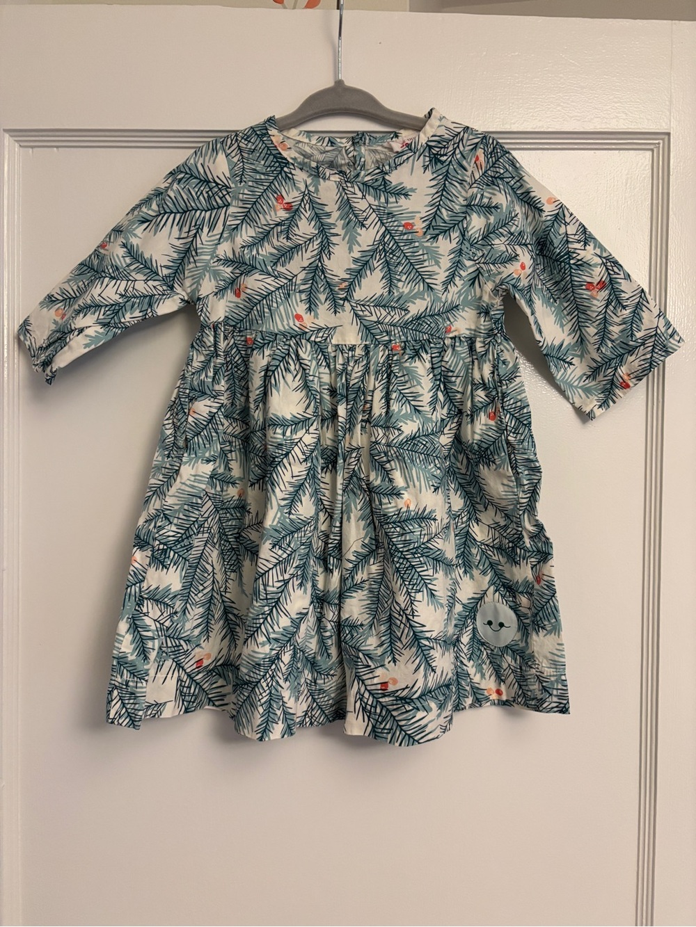 Smiling Button Green Pine Branch Print Long-Sleeve Dress